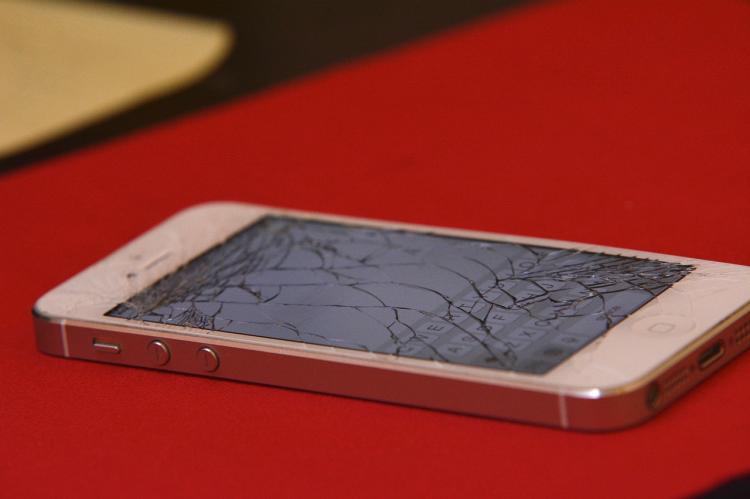 Smashed iphone